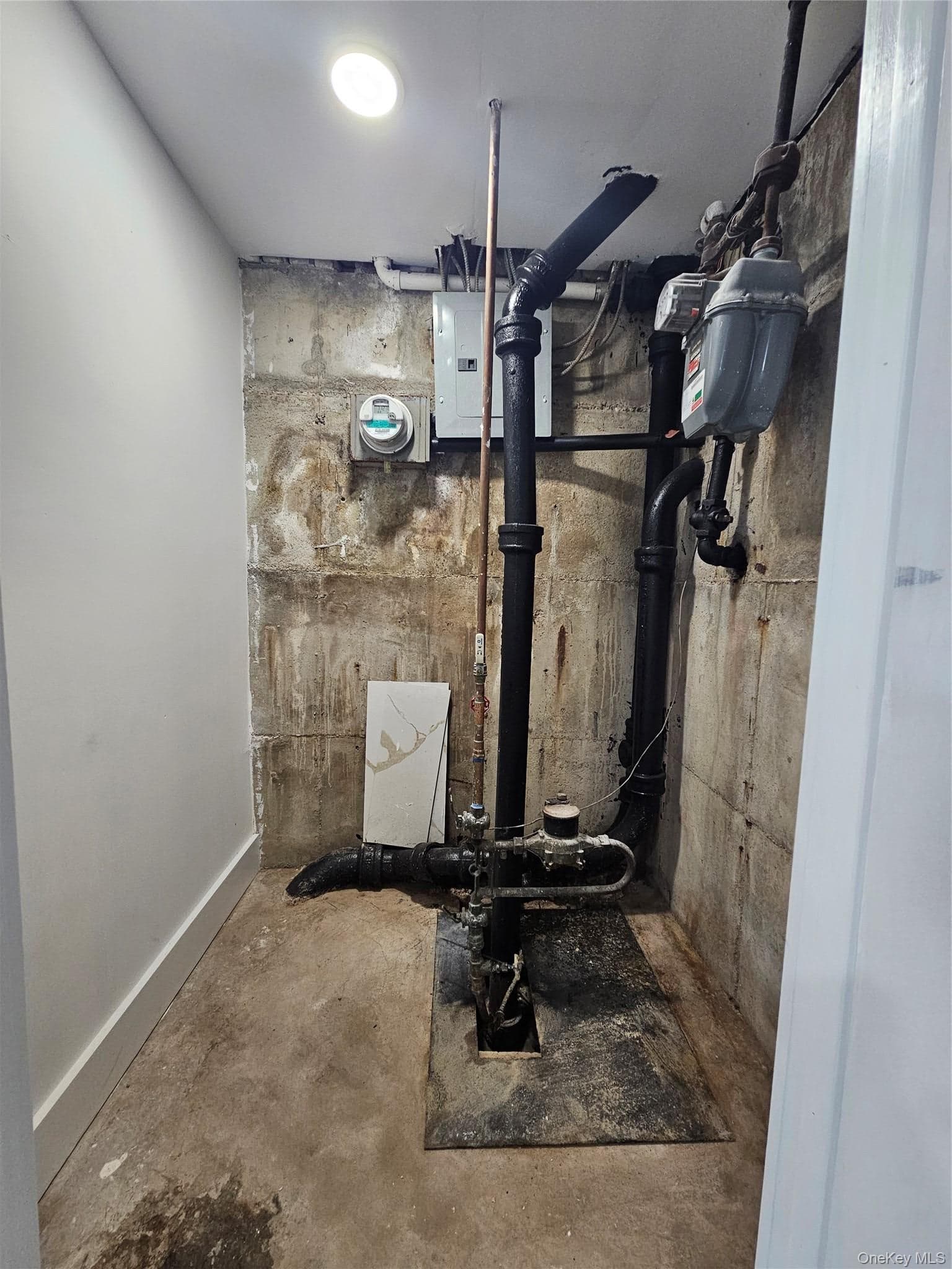 322 Wortman Avenue thumbnail 21