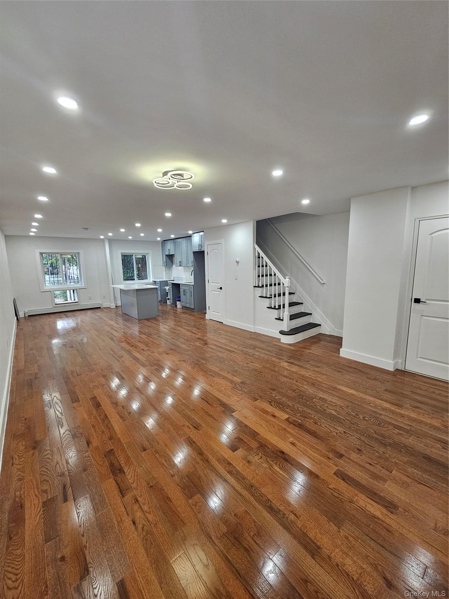 322 Wortman Avenue thumbnail 5
