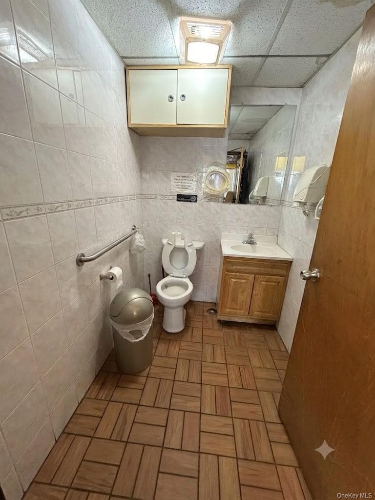 3850 Nostrand Avenue thumbnail 4