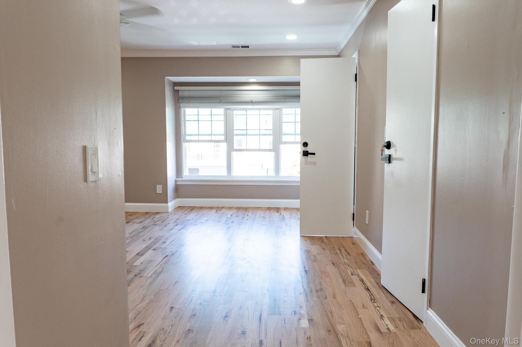 105 Glen Way thumbnail 18