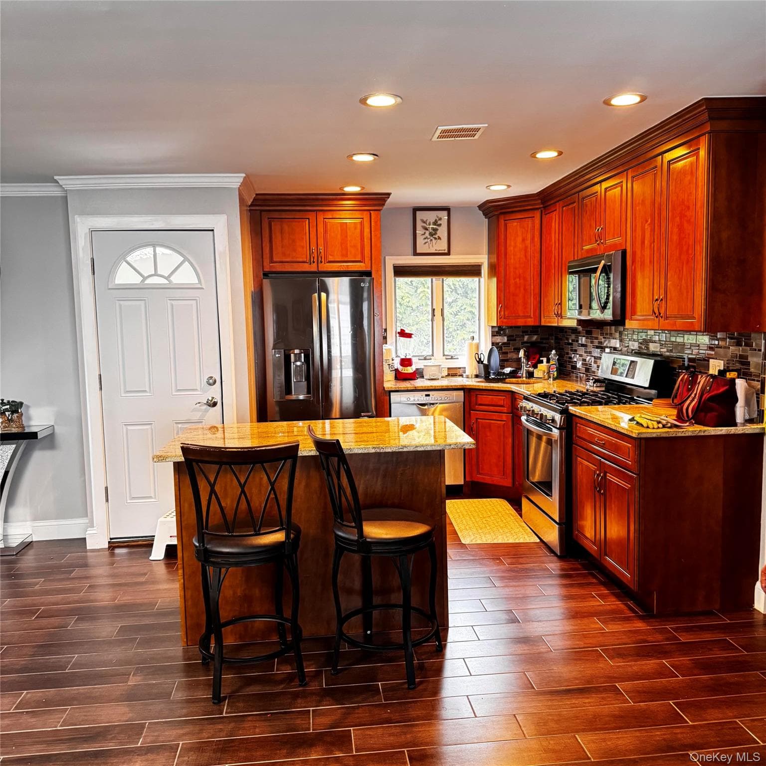 3318 Murdock Avenue thumbnail 2