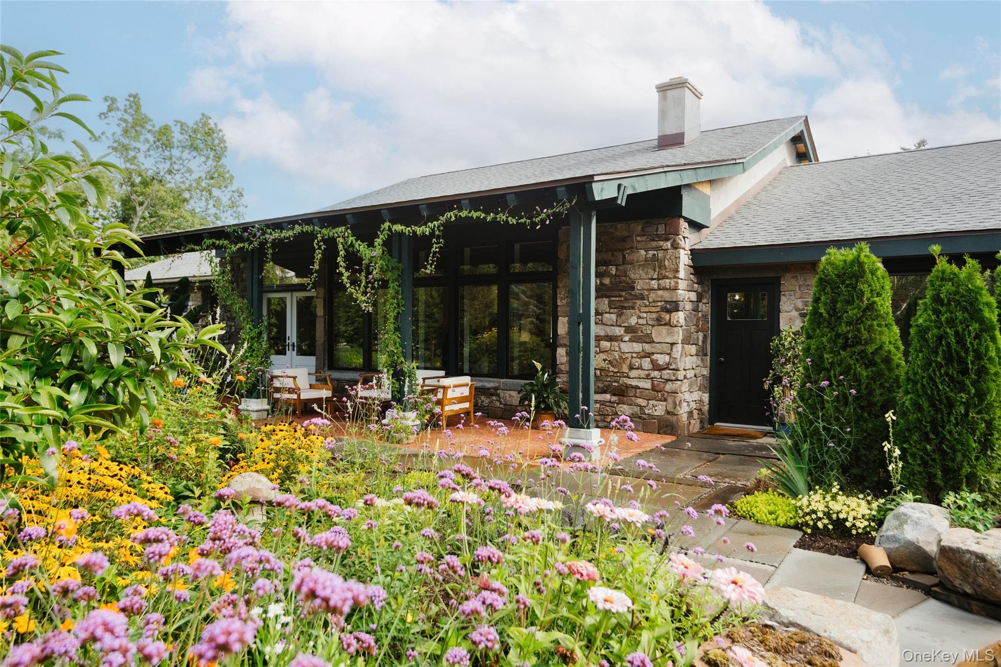 764 Lapla Road photo 1