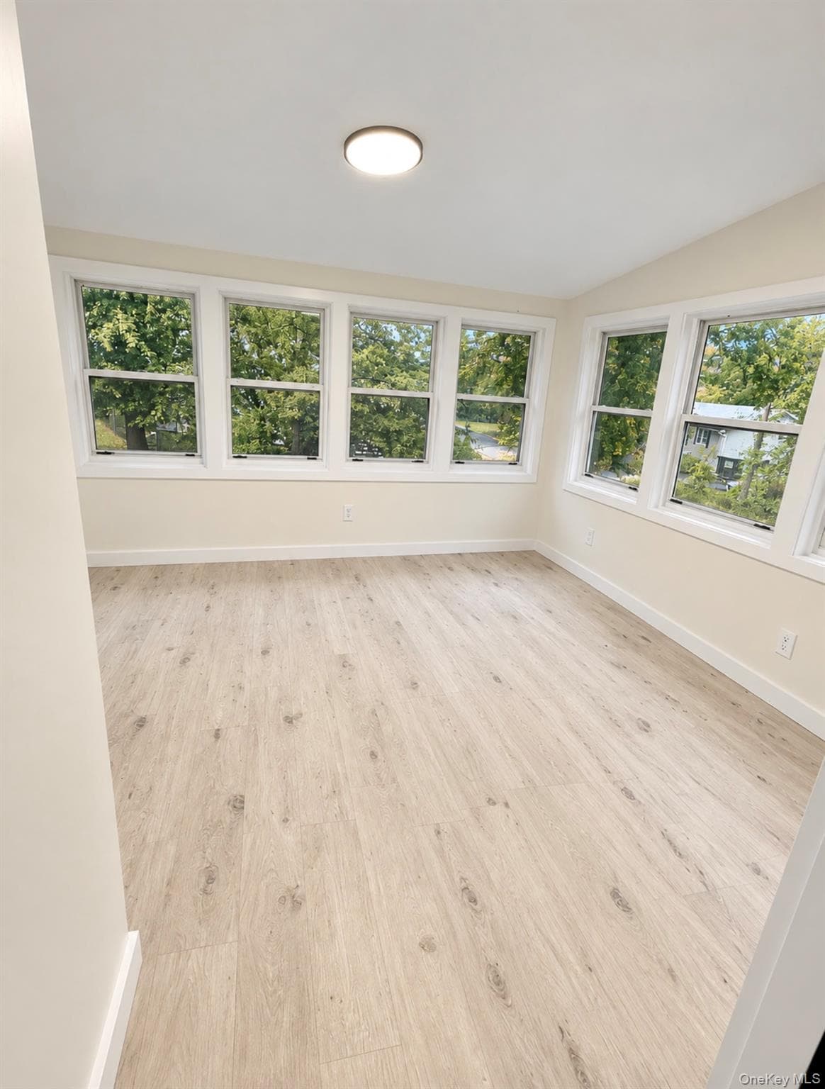 19 Judd Place thumbnail 26