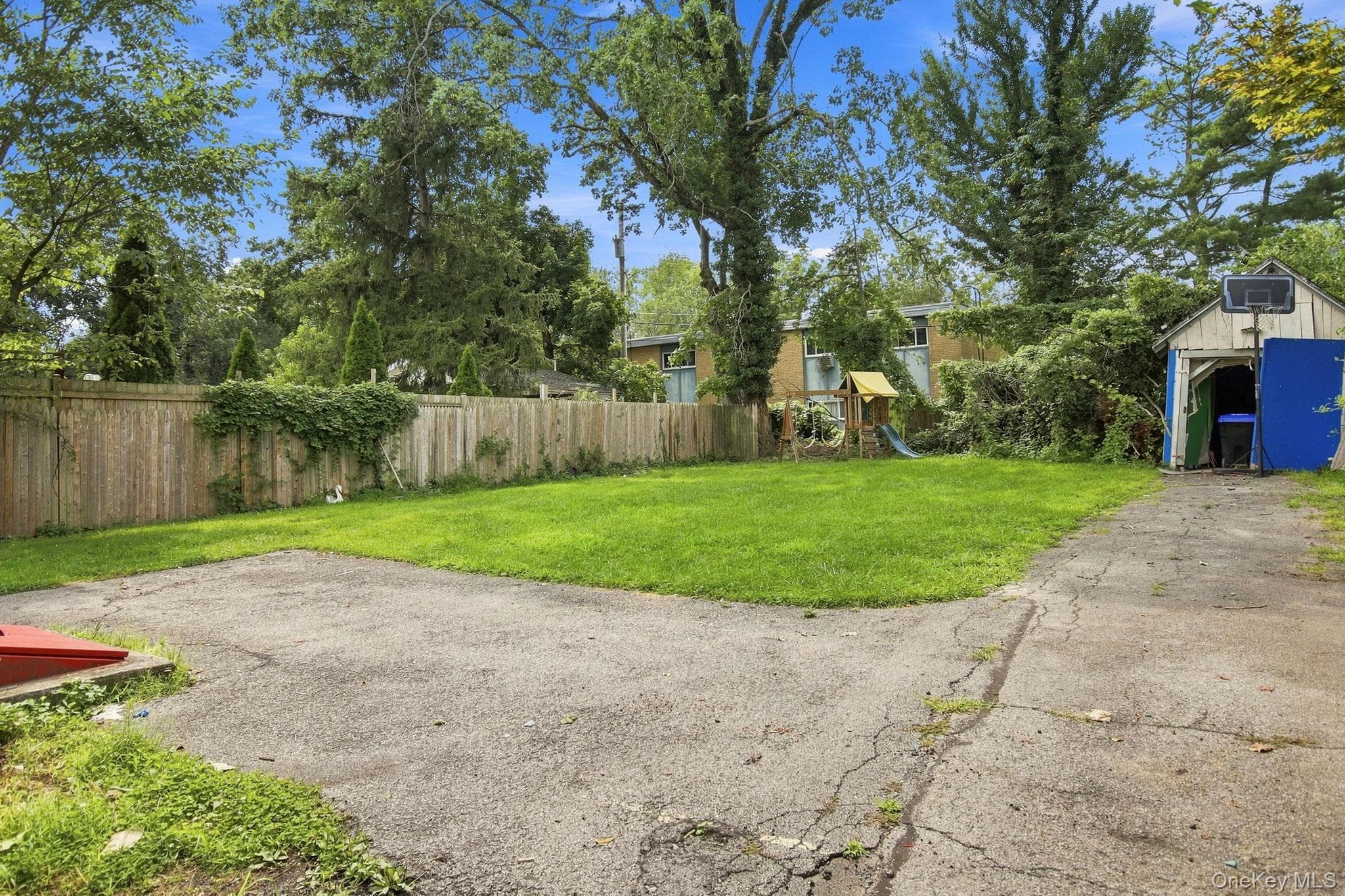 173 S Cherry Street thumbnail 30
