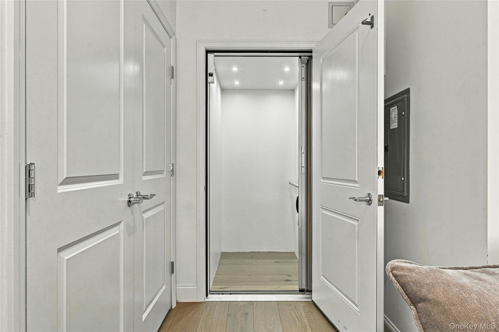 262 Silver Timber Drive thumbnail 22