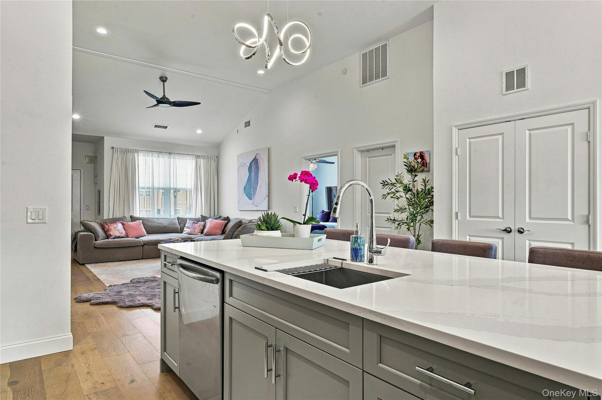 262 Silver Timber Drive thumbnail 8