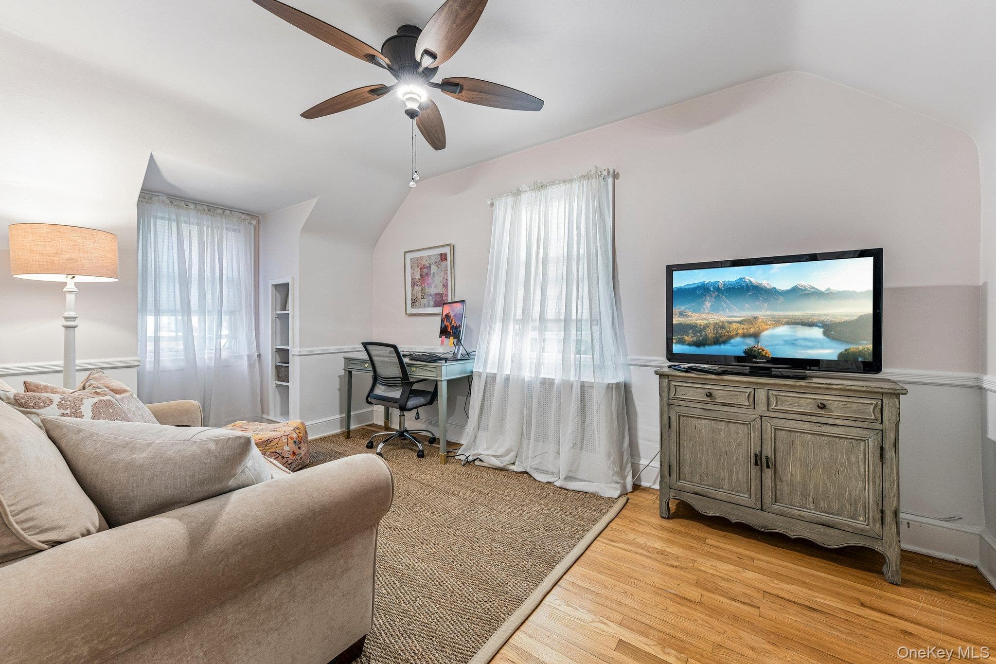 20 Revere Drive thumbnail 29