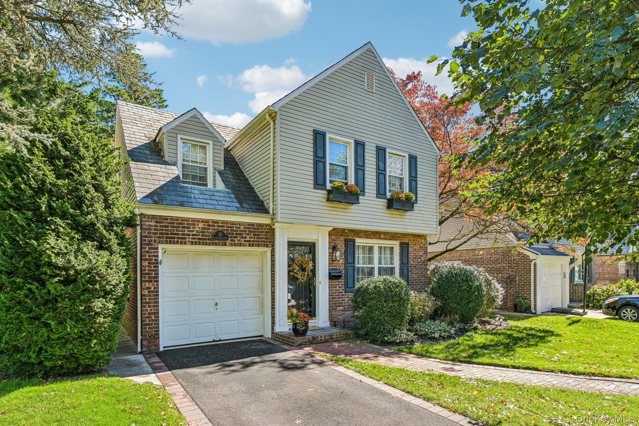 20 Revere Drive thumbnail 2