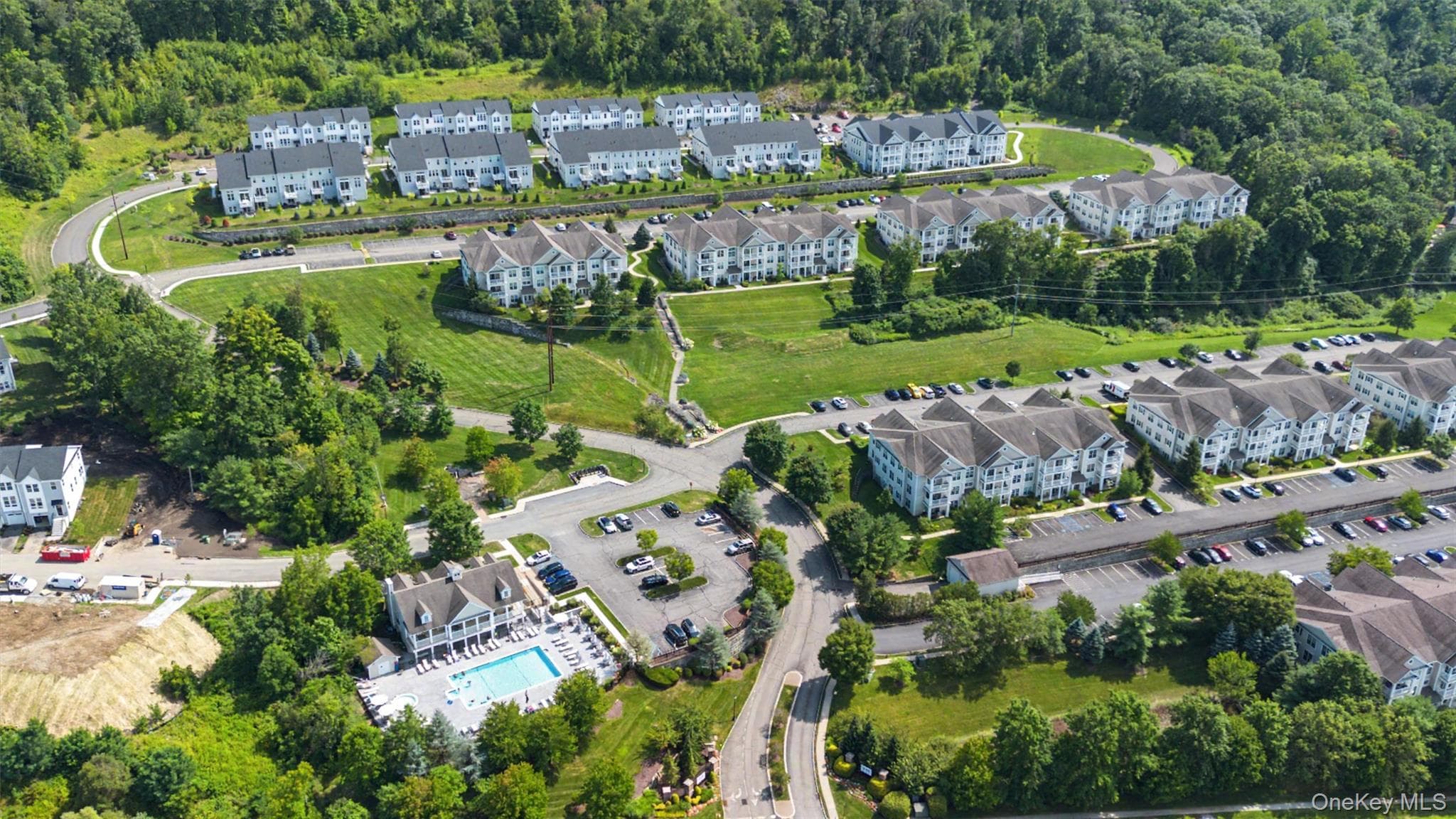 2806 Bennington Drive thumbnail 43