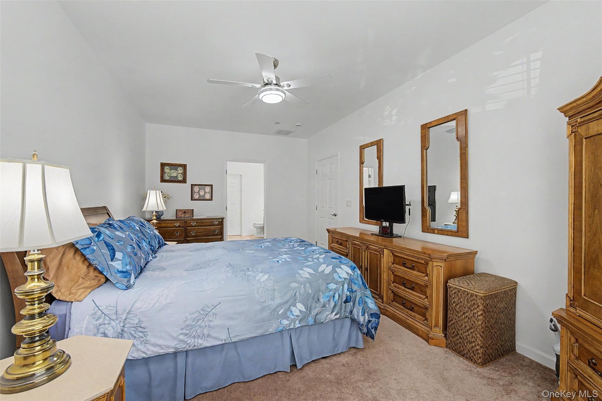 2806 Bennington Drive thumbnail 24