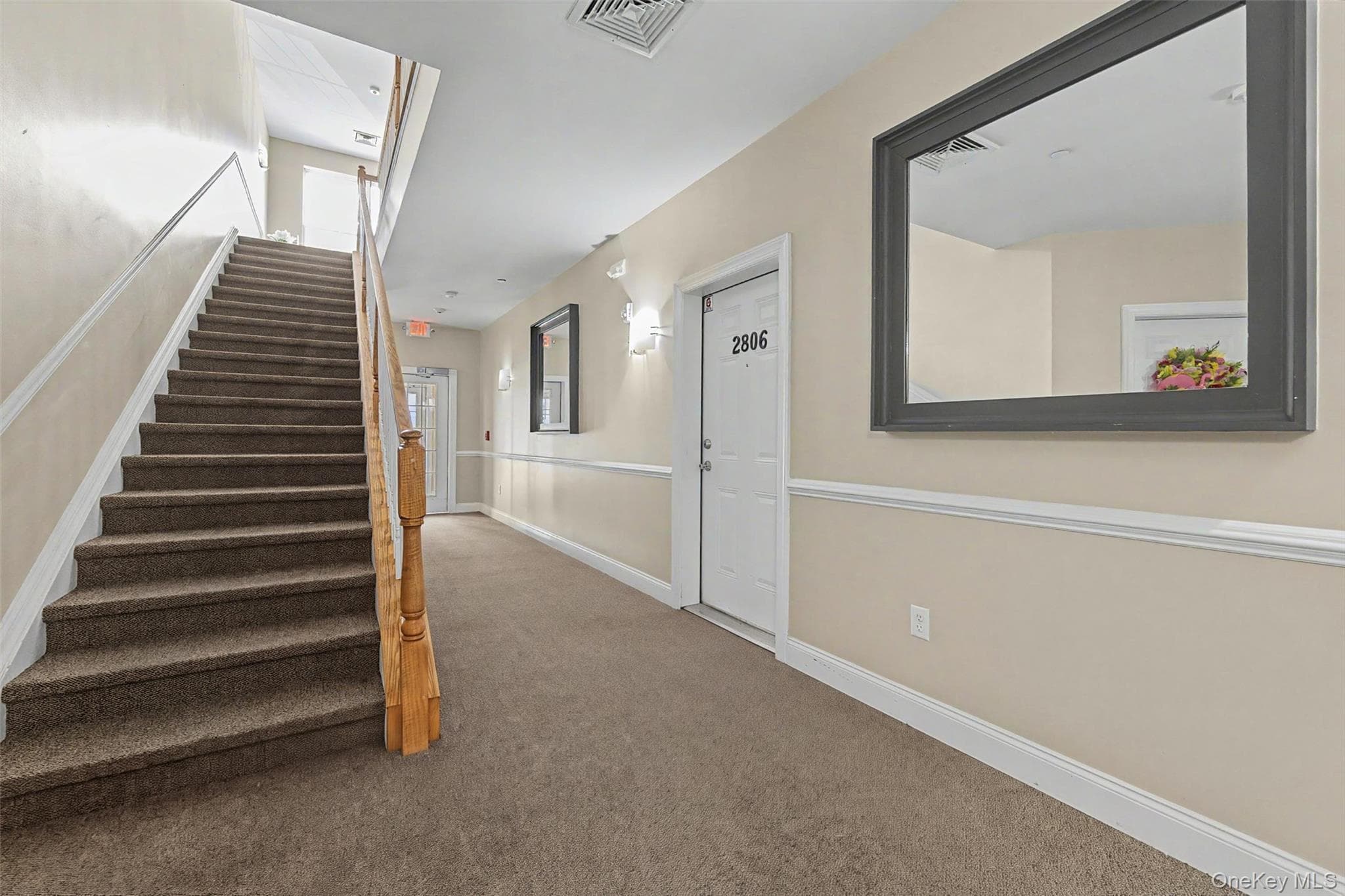 2806 Bennington Drive thumbnail 5