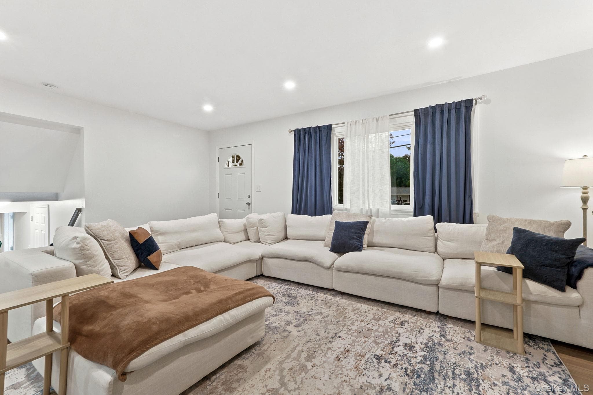 47 Riverview Drive thumbnail 4