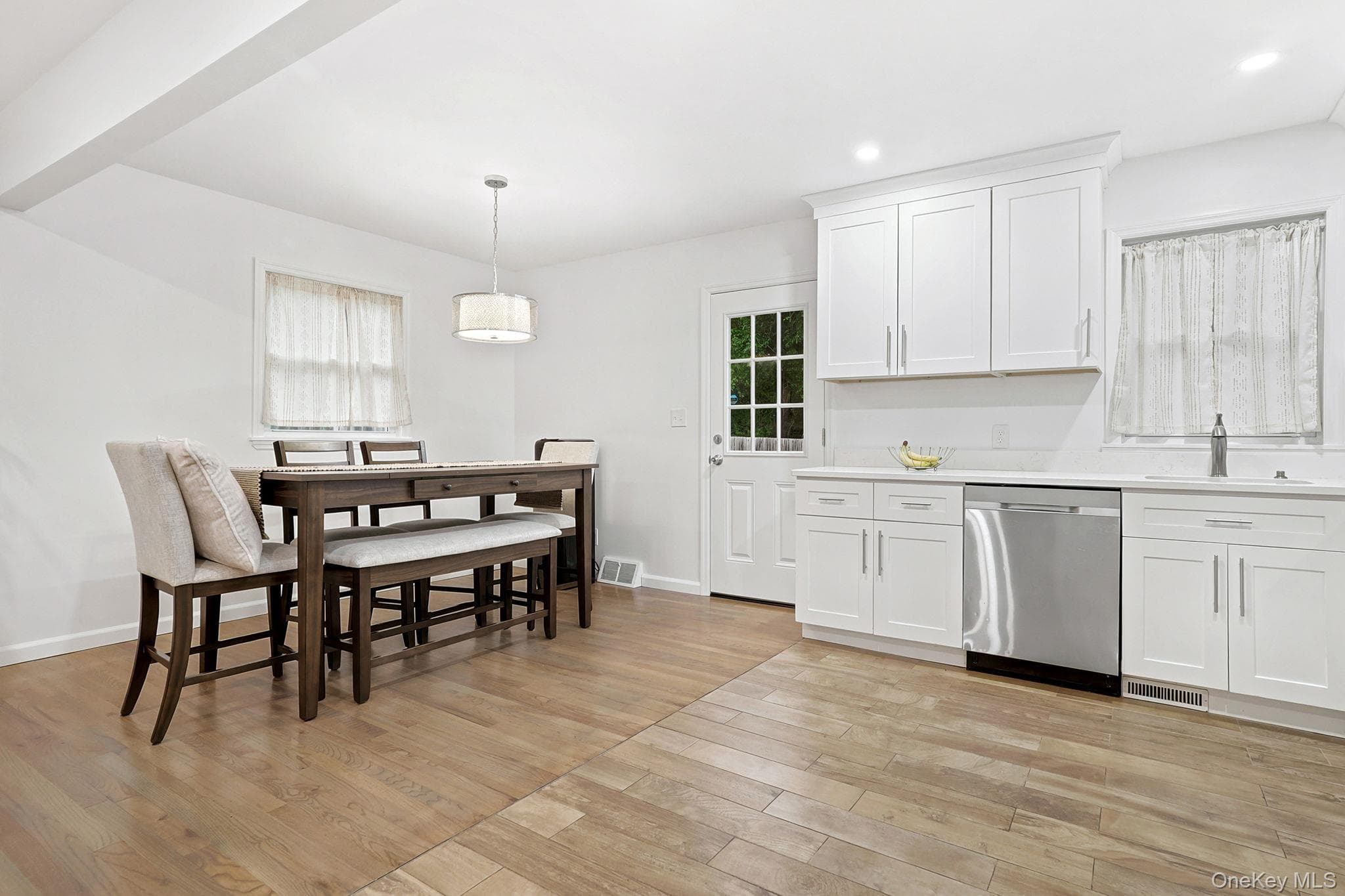 47 Riverview Drive thumbnail 7