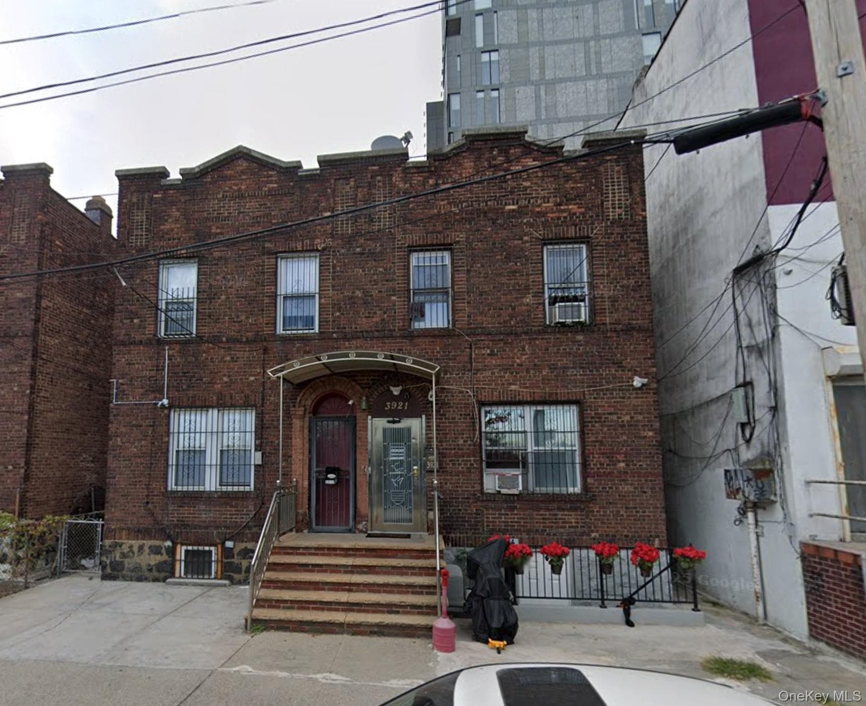 3921 Janet Place, Flushing