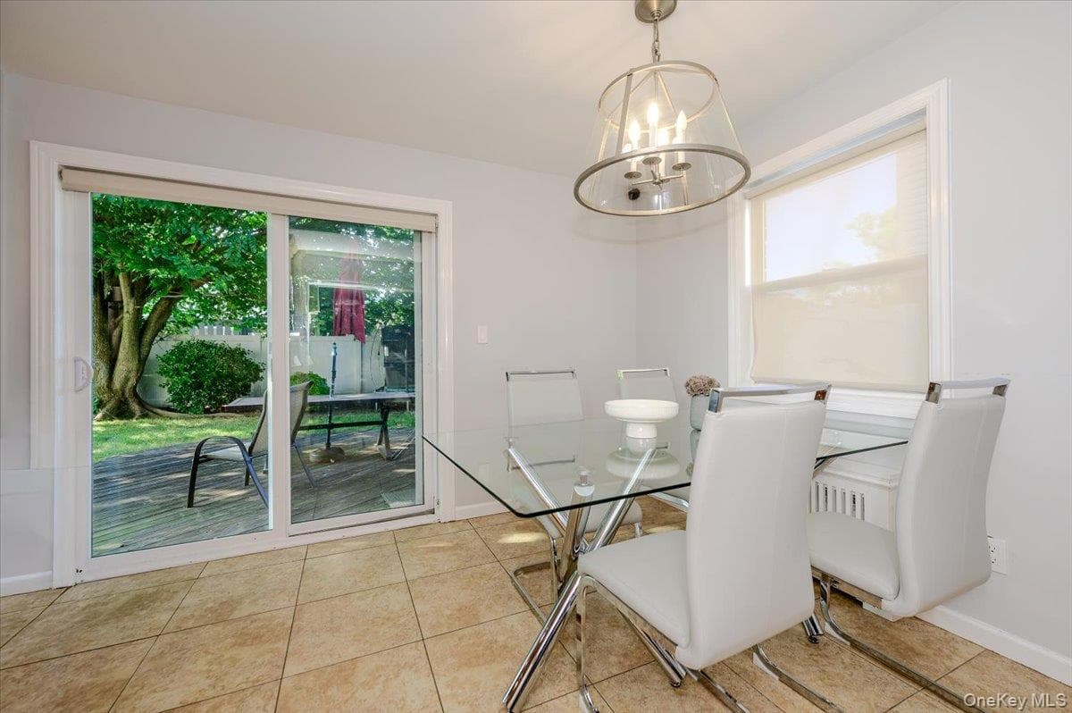 634 Jarvis Avenue thumbnail 12