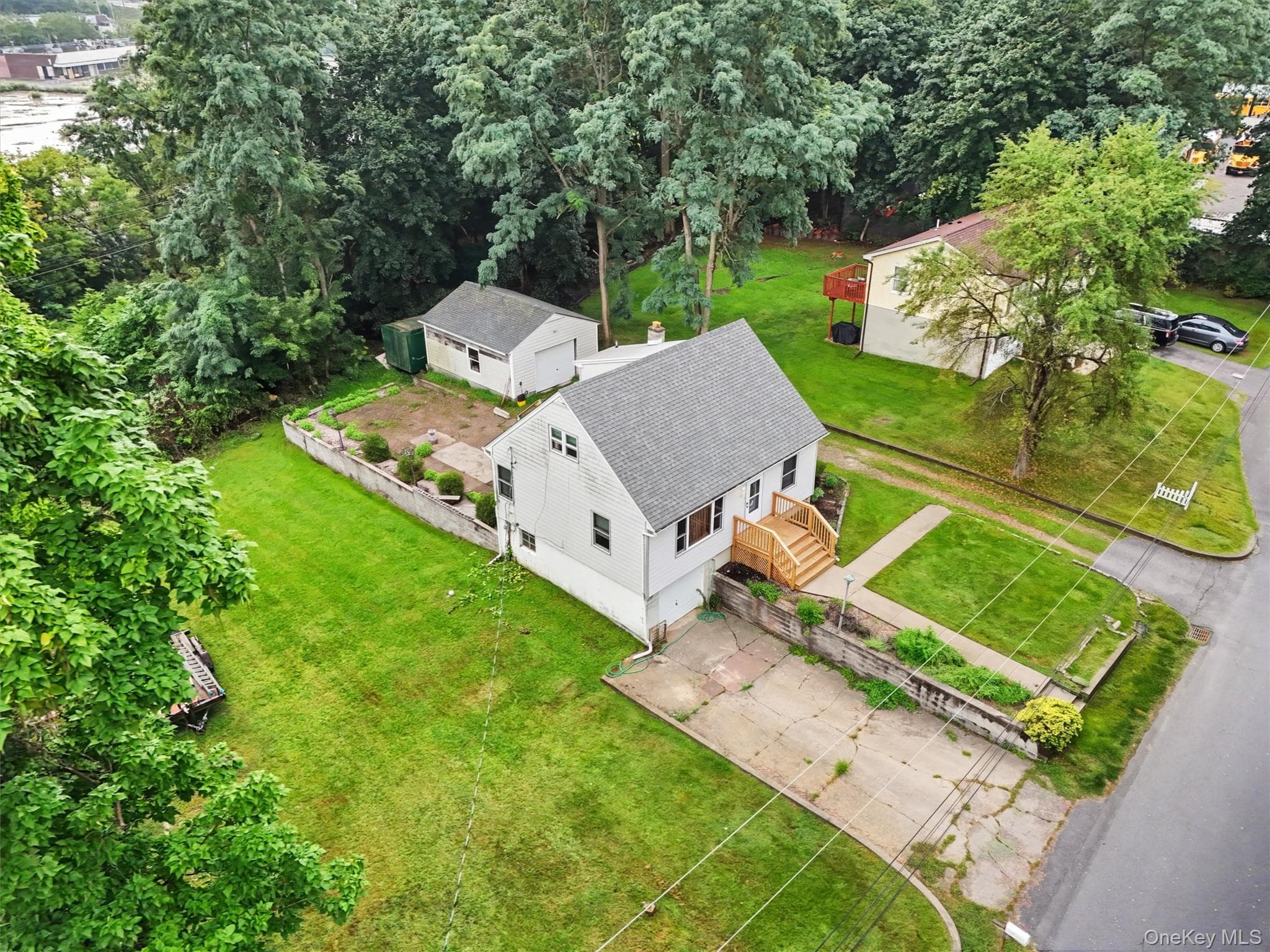 4 Garrett Place thumbnail 3