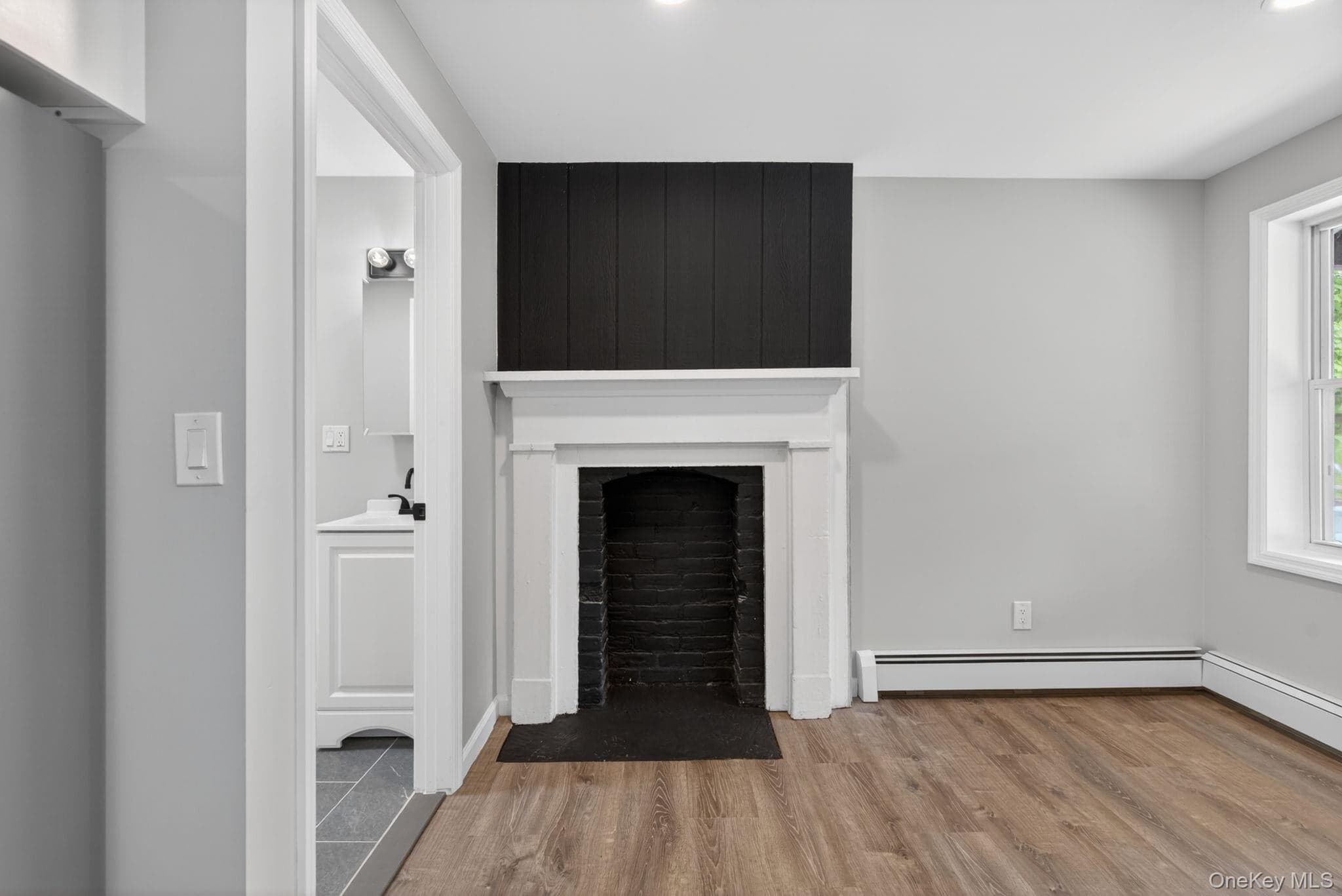 152 N Clinton Street thumbnail 7