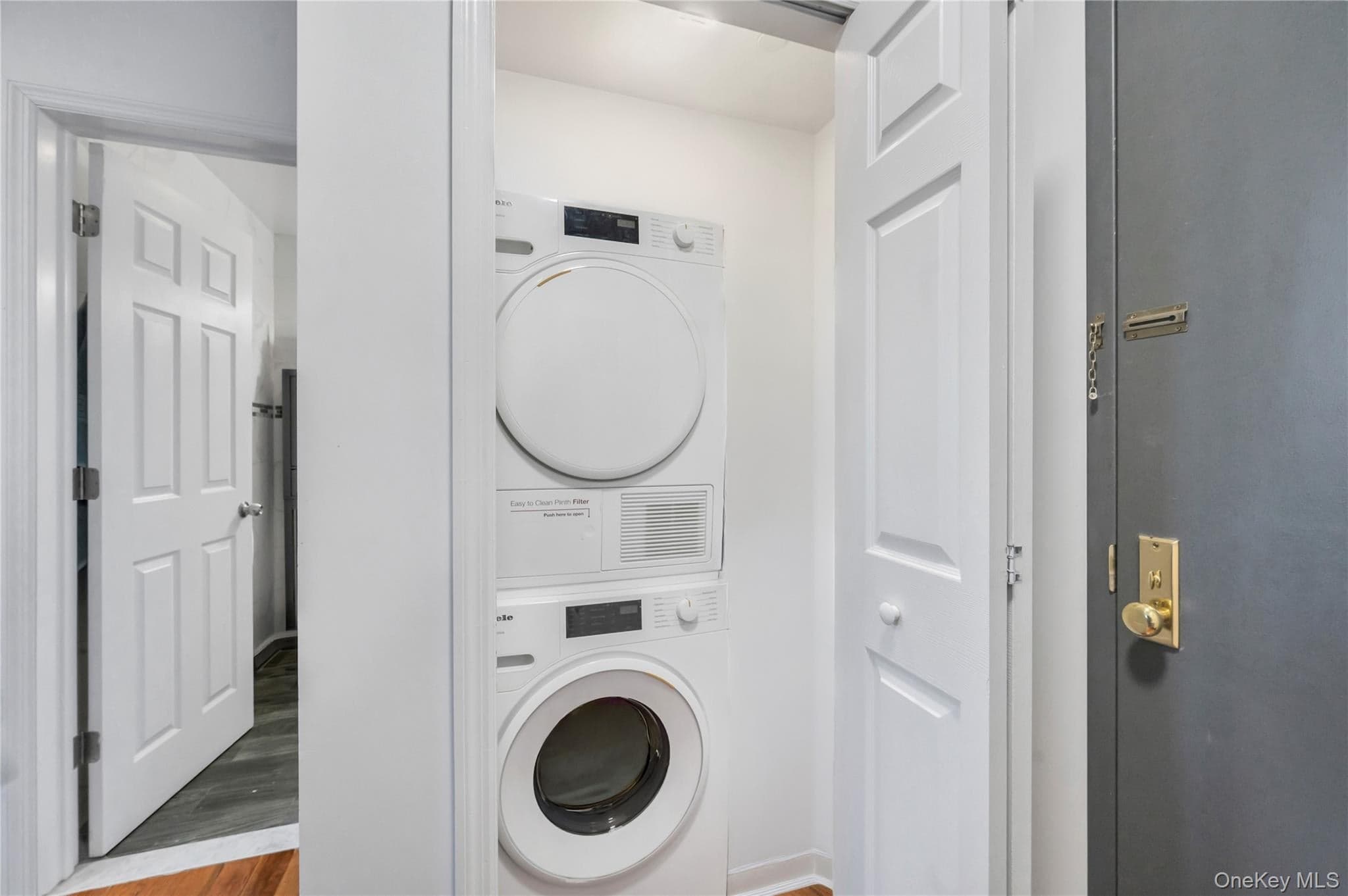 30-63 31st Street Unit: 301 thumbnail 5