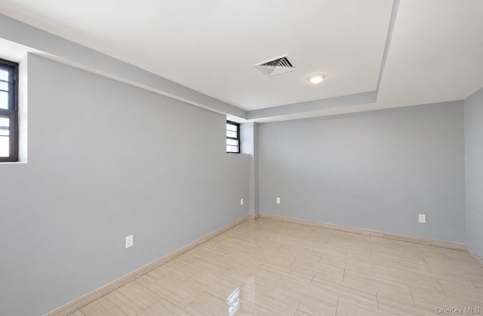 10647 Ditmars Boulevard thumbnail 6