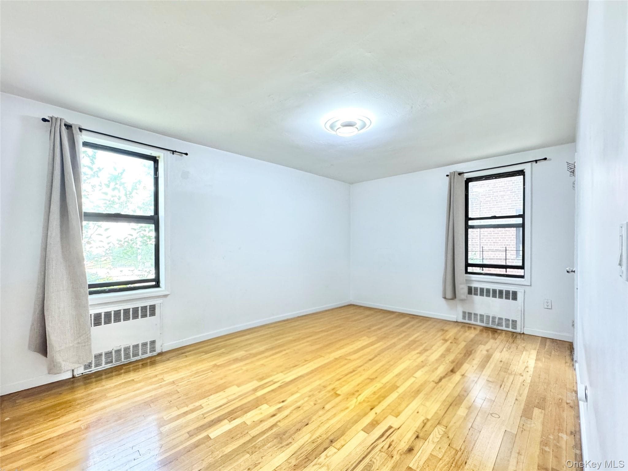 85-14 Broadway Unit: 1K thumbnail 10