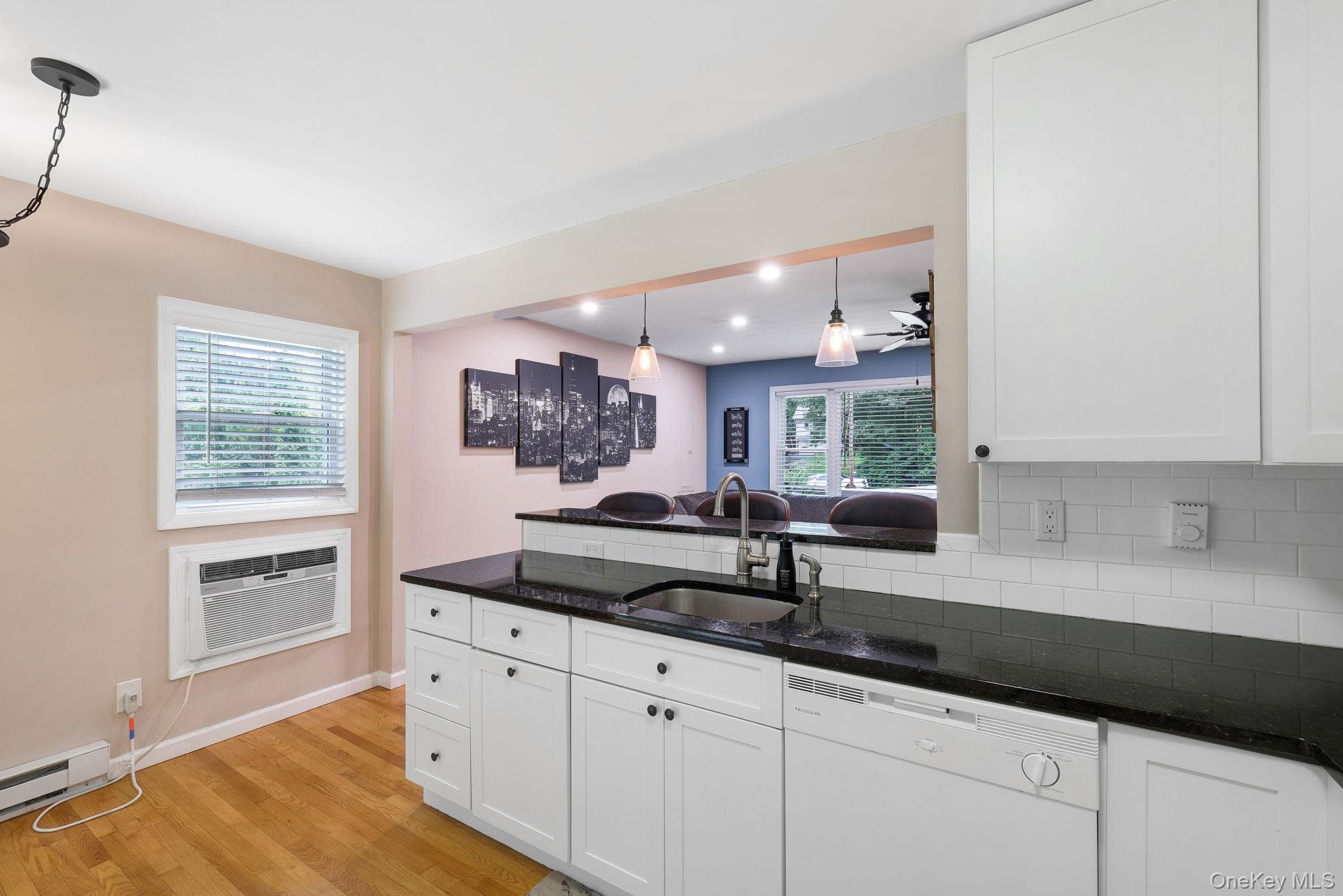13 Arbutus Street thumbnail 16