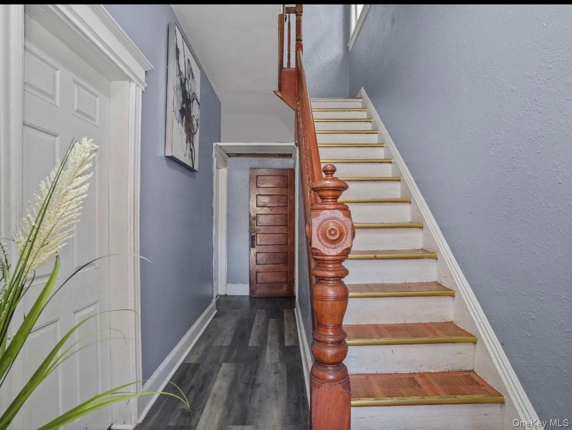 10455 39th Avenue thumbnail 4