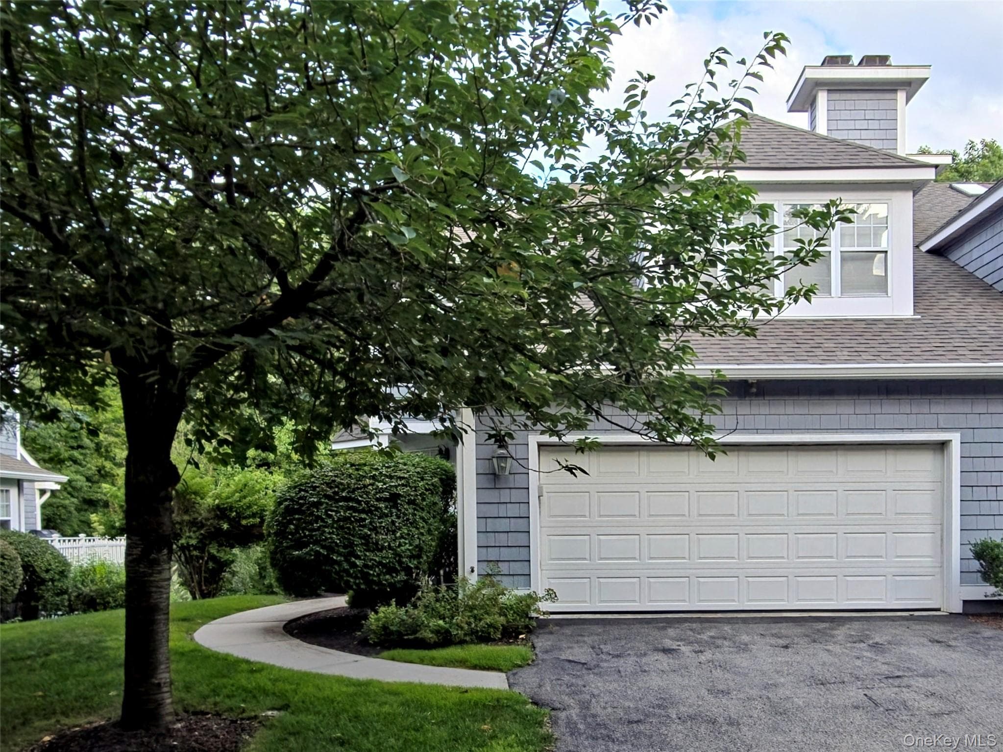 33 Mystic Drive thumbnail 16