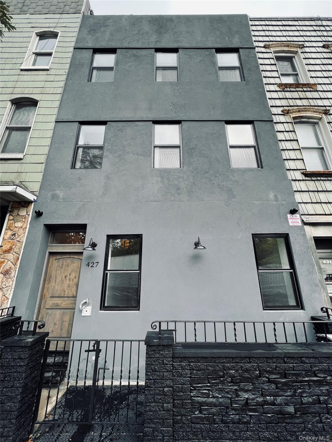 427 Metropolitan Avenue, Brooklyn
