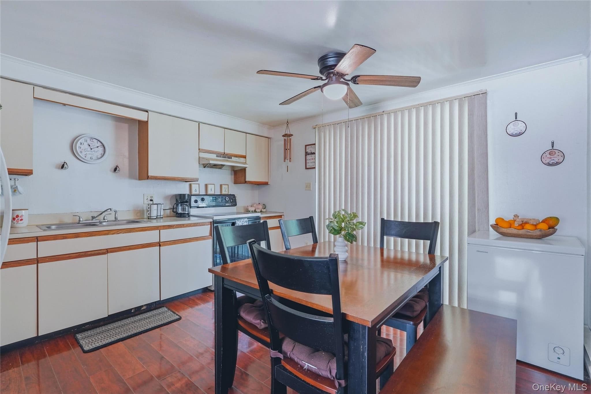 1228 Albany Post Road thumbnail 8