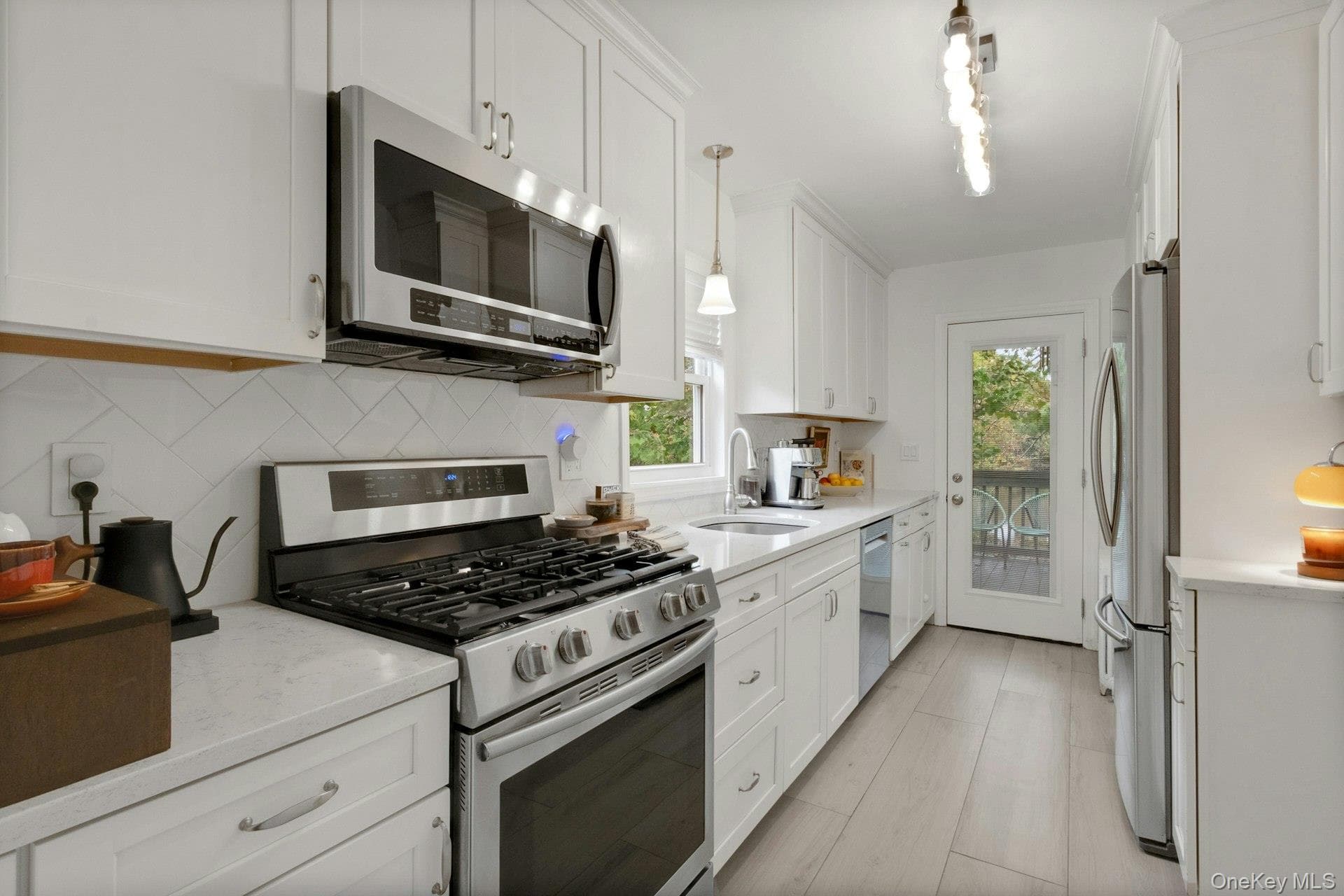 234 Ferdon Avenue thumbnail 15