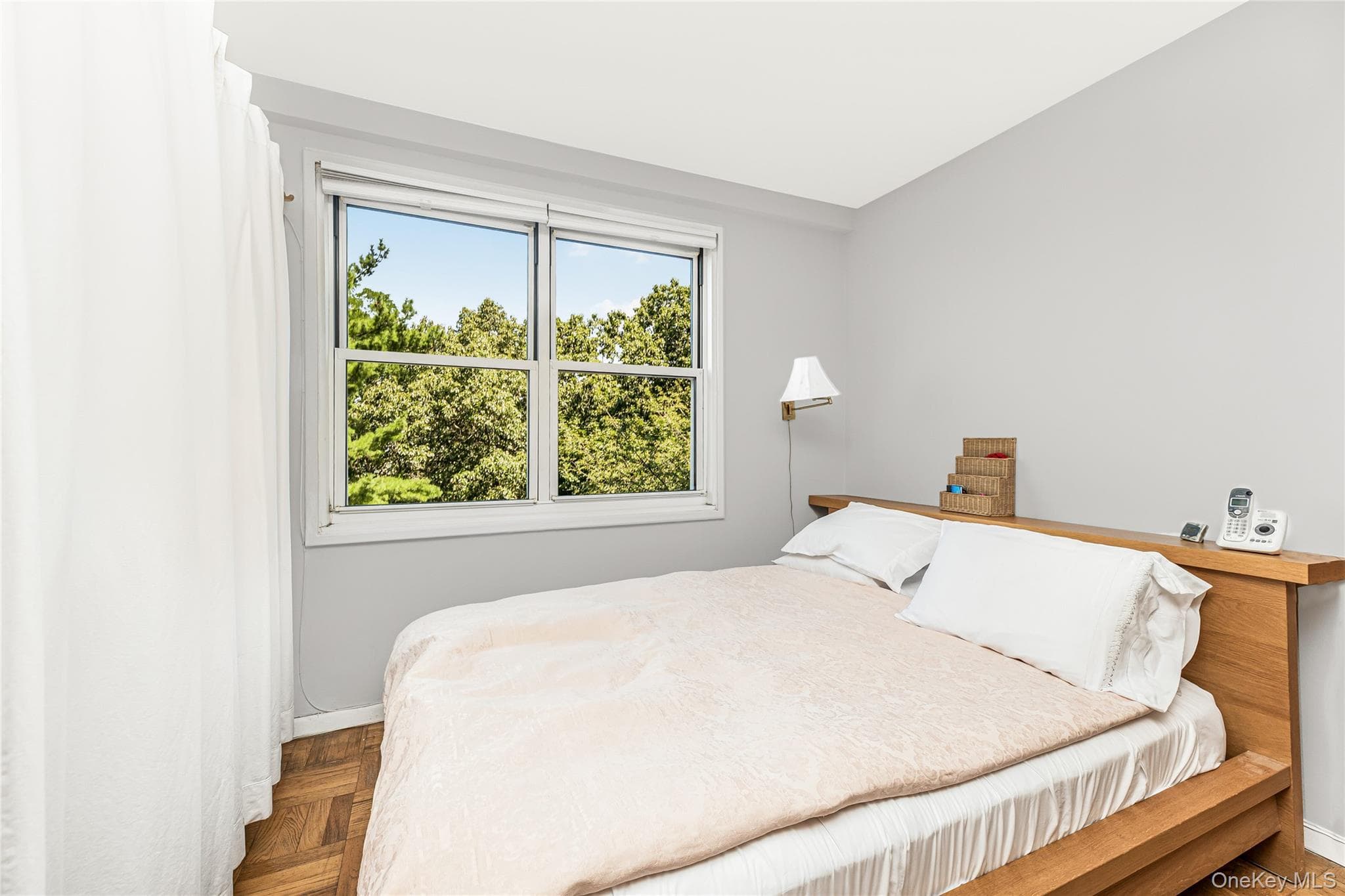 3935 Blackstone Avenue Unit: 4K thumbnail 6