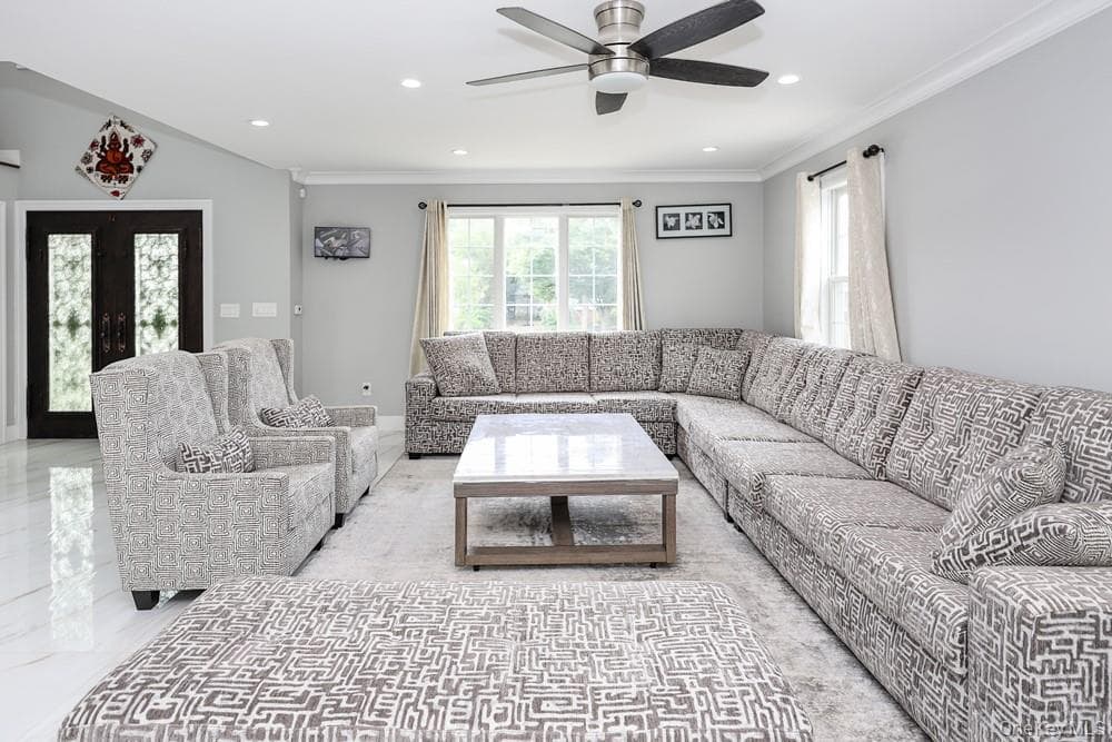 42 Celler Avenue thumbnail 9