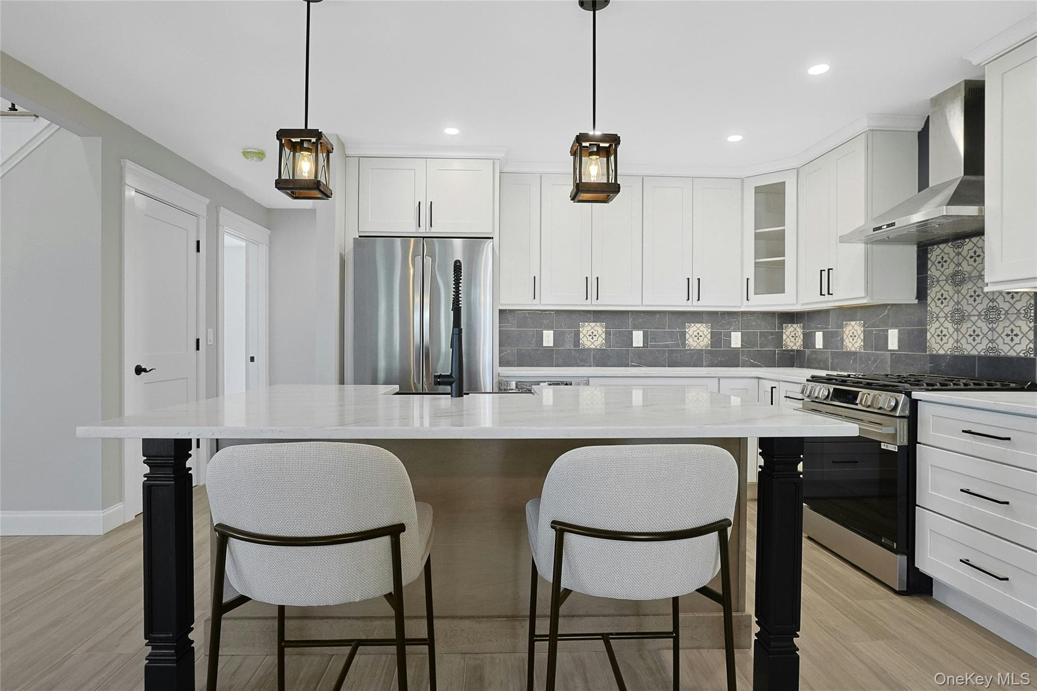 74 Beach Road thumbnail 13