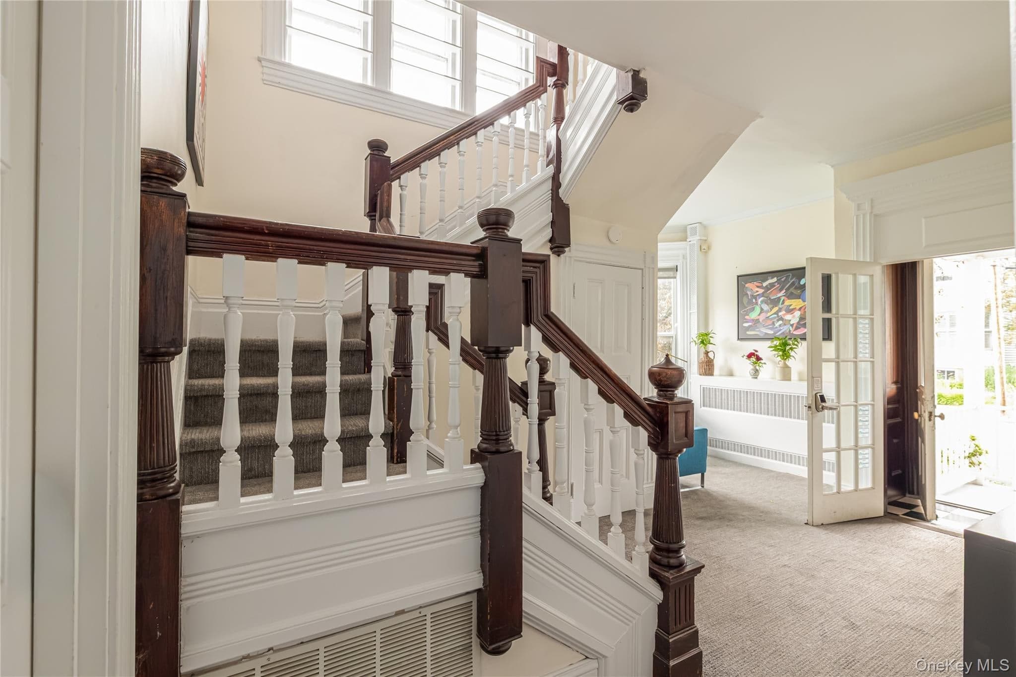 437 E Allen Street thumbnail 9