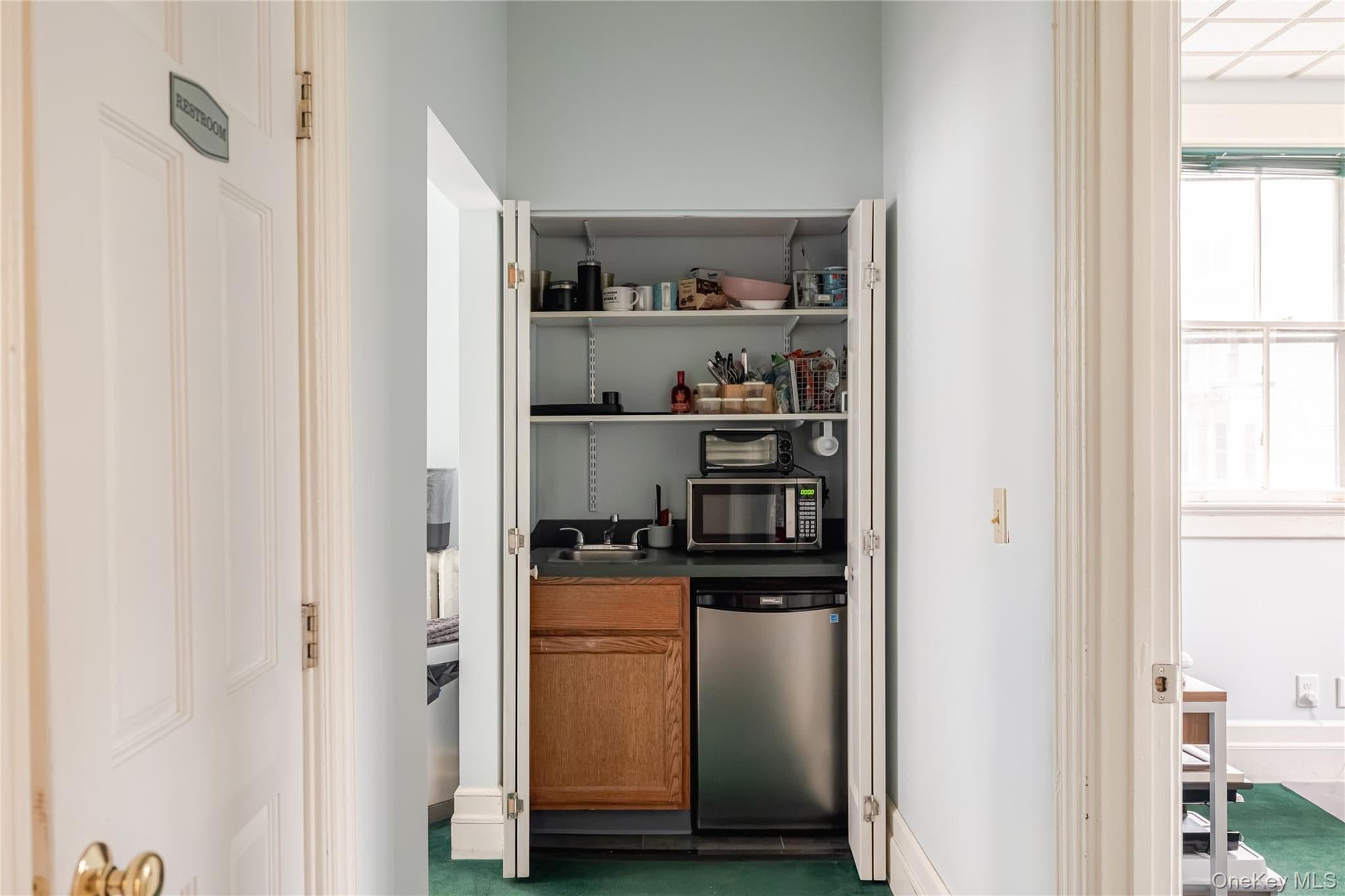 437 E Allen Street thumbnail 44