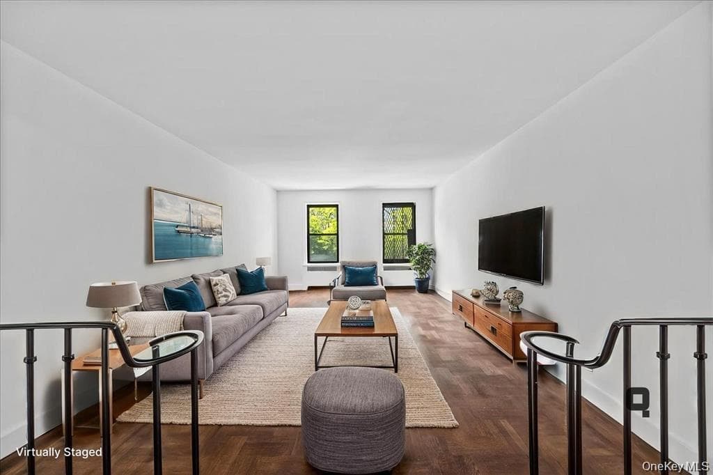675 Walton Avenue Unit: 2B thumbnail 2