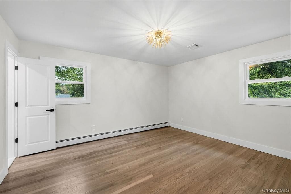132 S Conger Avenue thumbnail 9