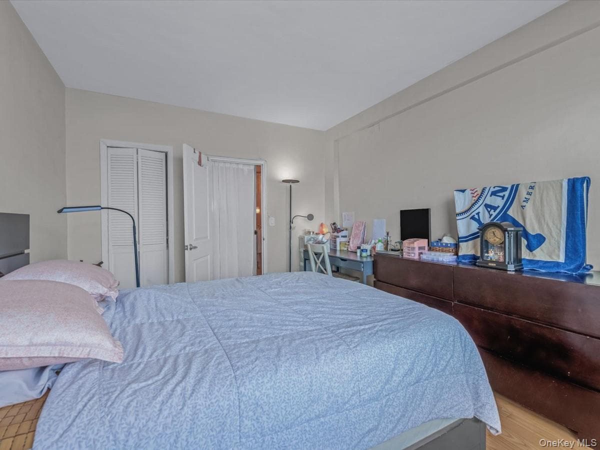 9905 63rd Drive Dr Unit: 7R thumbnail 10