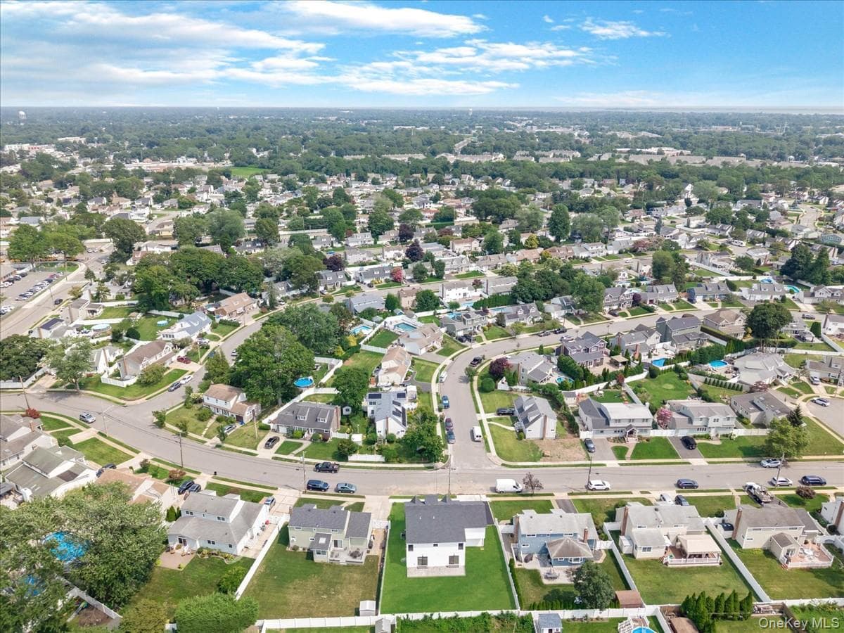 60 Westwood Road thumbnail 36