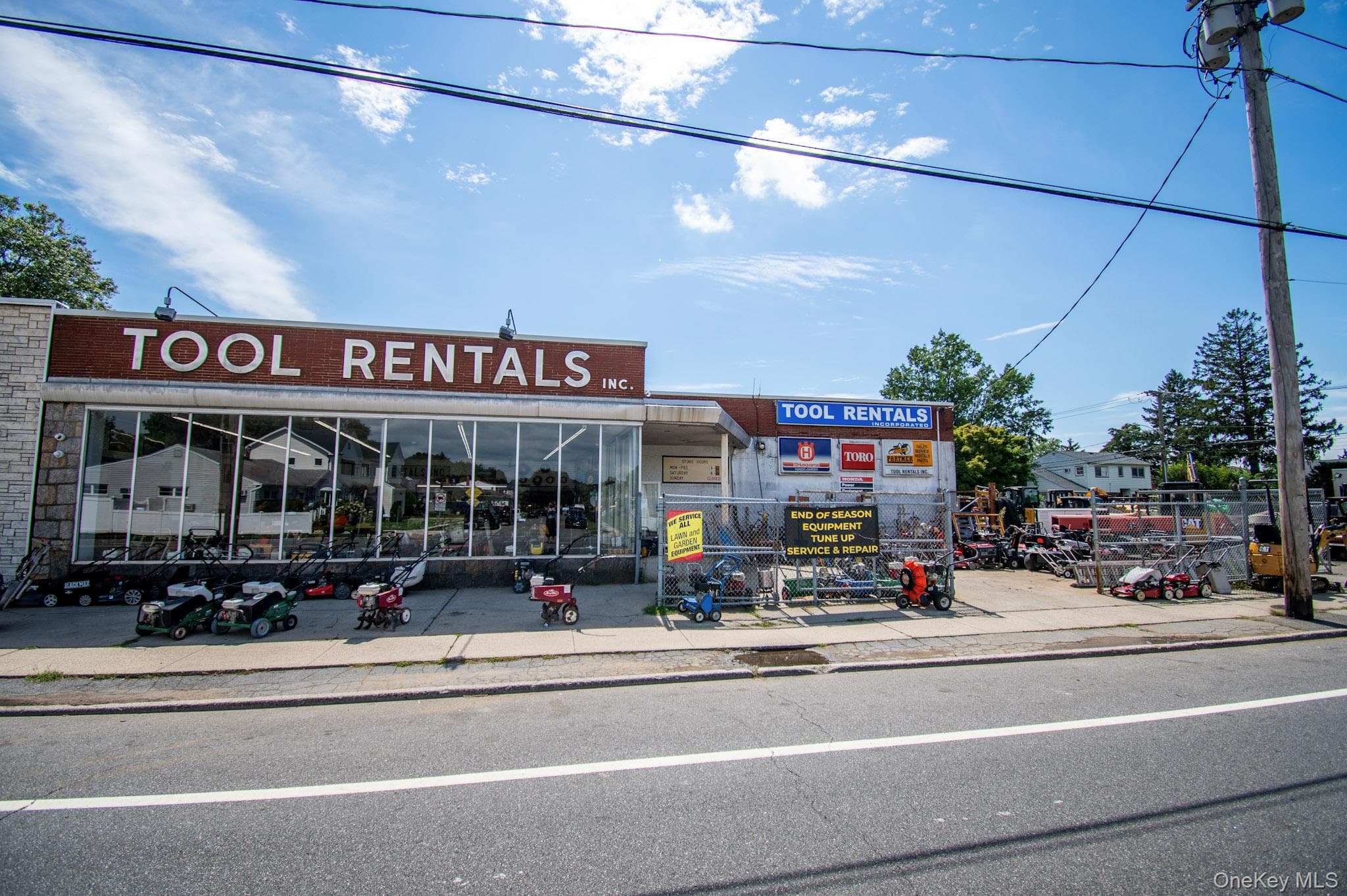 500 Merrick Road thumbnail 2