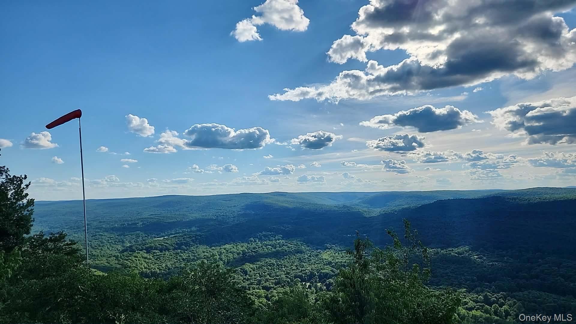 80 Hang Glider Road thumbnail 35