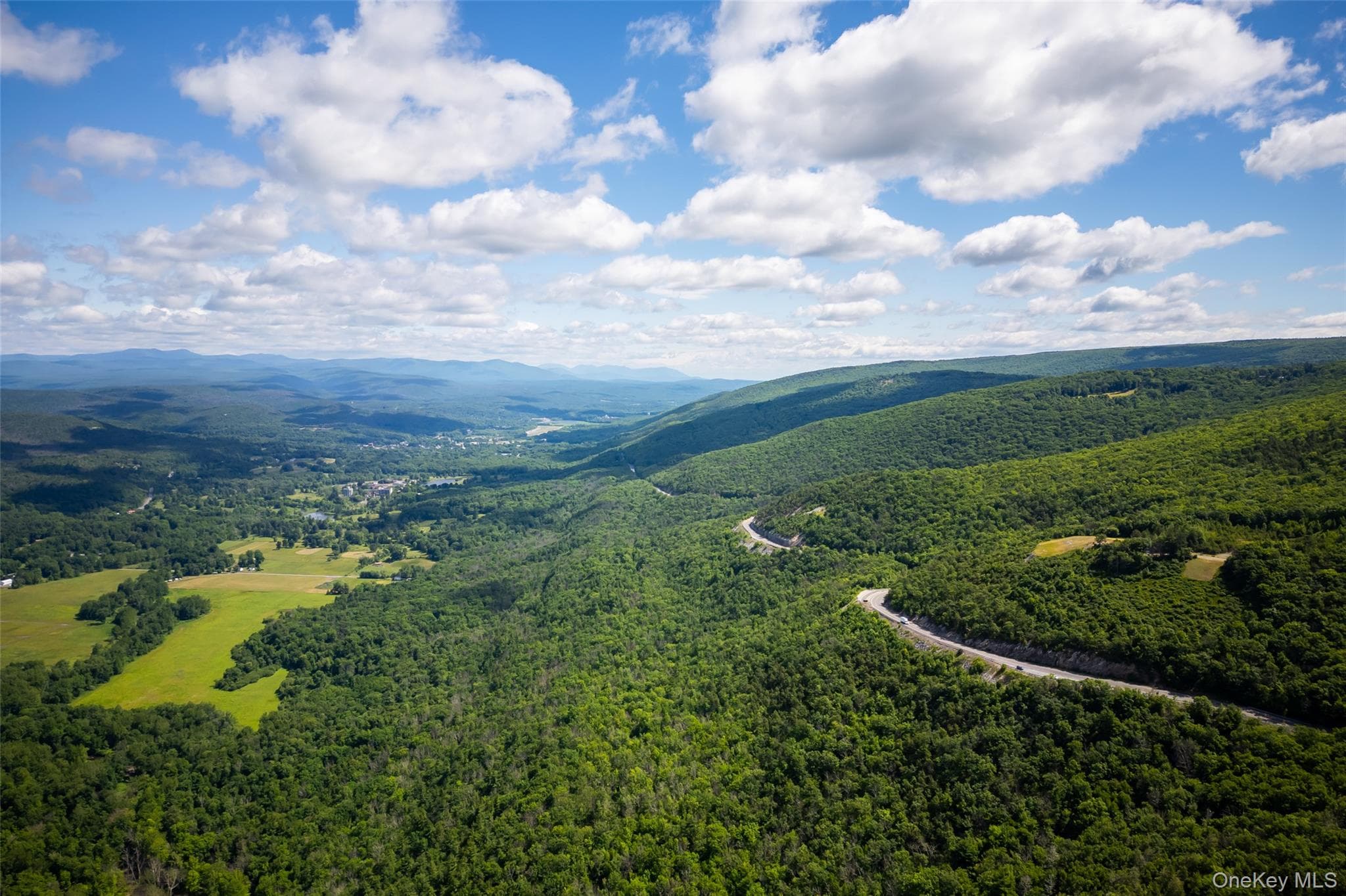 80 Hang Glider Road thumbnail 13