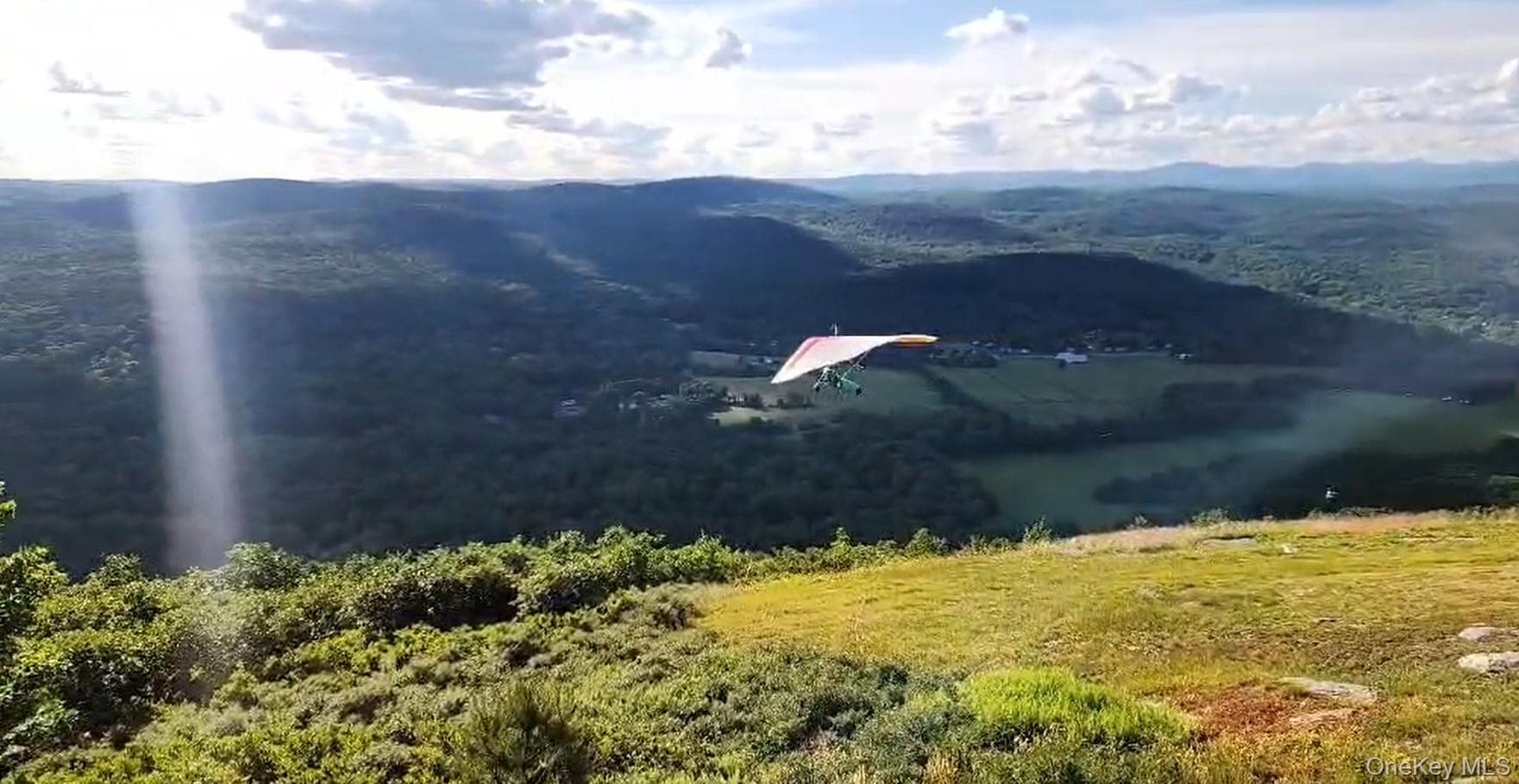 80 Hang Glider Road thumbnail 16
