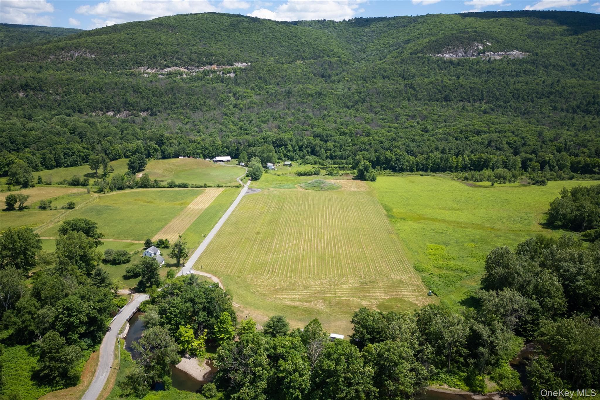 80 Hang Glider Road thumbnail 19