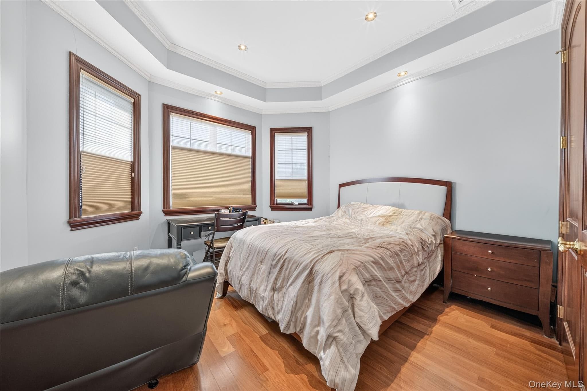 251-35 52nd Avenue thumbnail 25