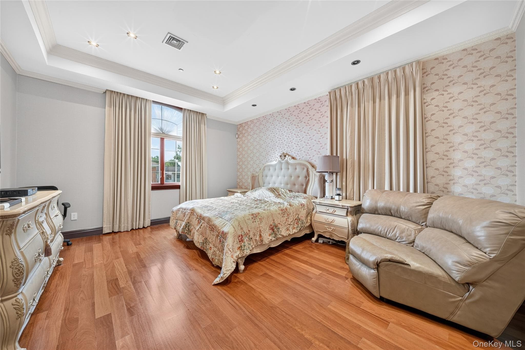 251-35 52nd Avenue thumbnail 22