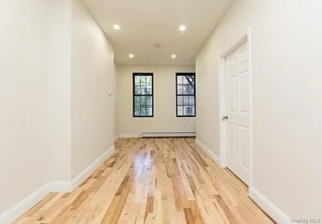 225 Rockaway Avenue thumbnail 12