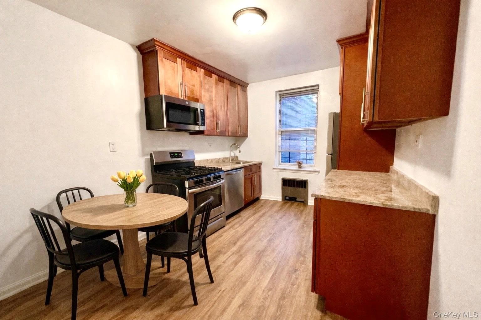 2080 Barnes Avenue Unit: 5B, Bronx