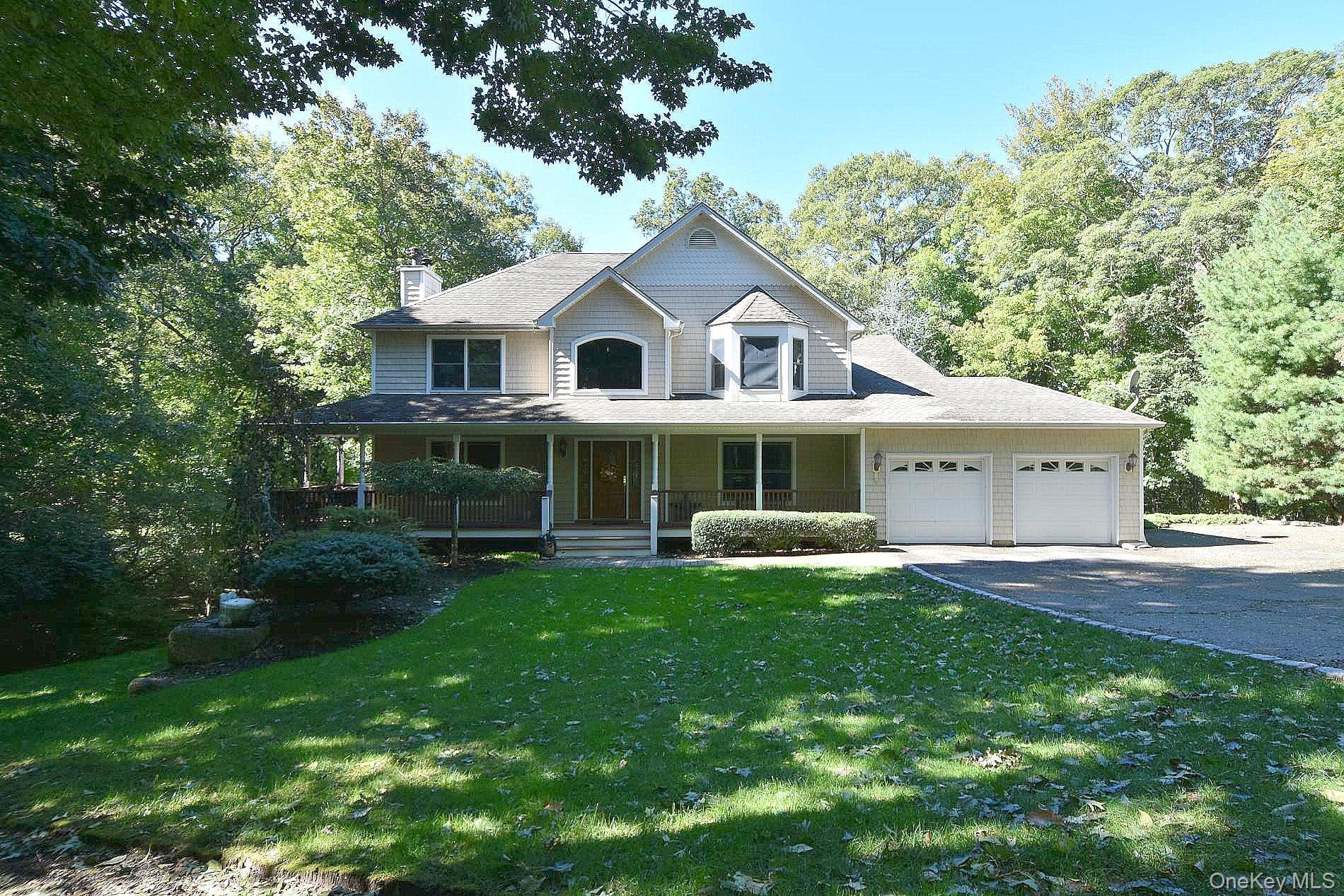 230 W Woodland Drive, Wading River
