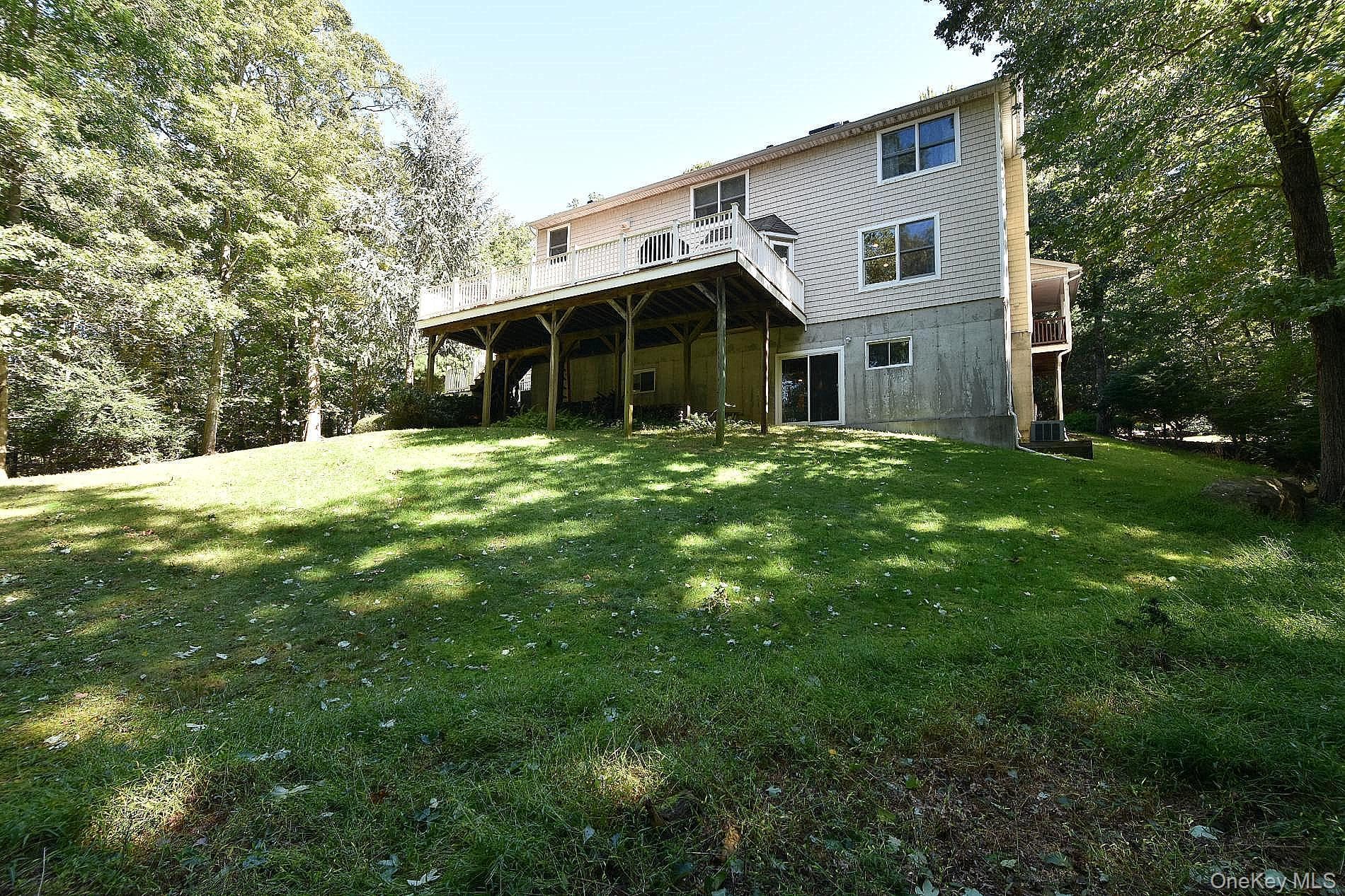 230 W Woodland Drive thumbnail 31